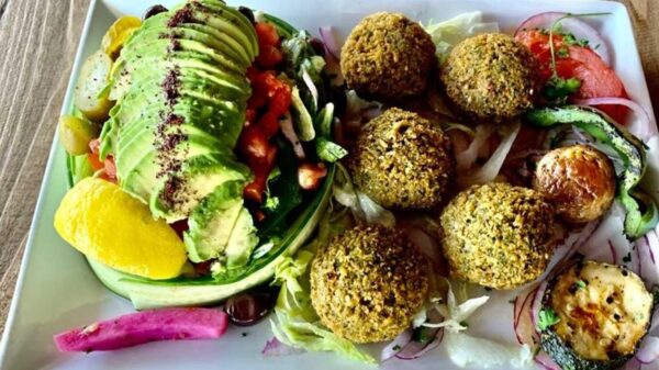 Falafel Salad